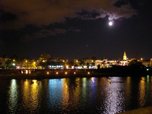 The view at night from Calle Betis